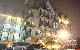 Khách Sạn Century Tam Đảo